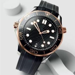 Ventas calientes Movimiento Profesional 42 mm Relojes para hombres Sea Diver Reloj Automático Cerámica Bisel Mens Master para relojes impermeables Reloj Gold Wsne