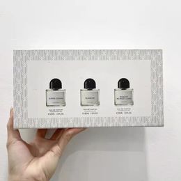 ¡¡¡Ventas calientes!!! El más nuevo conjunto de perfumes de llegada 3pcs * 30ML Rose Of No Man's Land blanche super cedar EAU DE Parfum Spray de fragancia de larga duración Entrega rápida