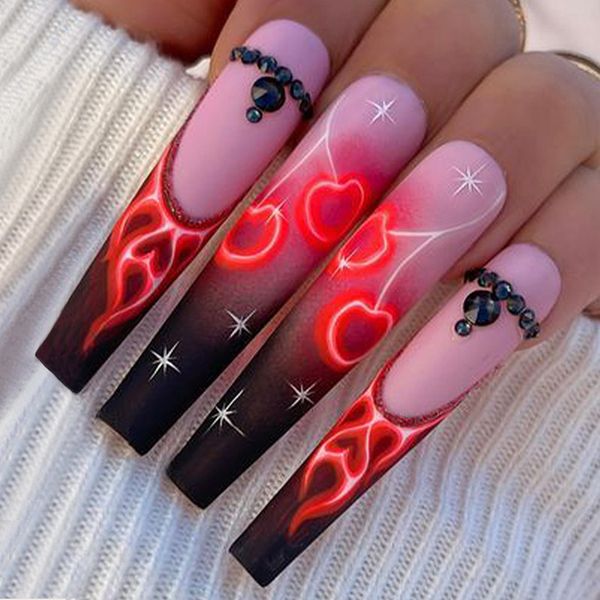 Gran oferta de uñas postizas, uñas postizas, muy hermosas, impresionantes, estilo corazón rojo llama para chicas calientes