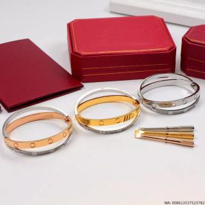 Hot Screw gouden bedelarmband designer kleurblokkerende armbanden luxe sieraden damesarmband klassiek titanium staallegering verguld ambacht kleuren goud zilver roos