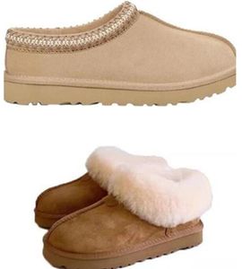 Vente chaude Tazz plate-forme bottes homme tasman pantoufles classiques mini femmes bottes de neige laine garder au chaud botte douce confortable en peau de mouton en peluche chaussures décontractées beaux cadeaux