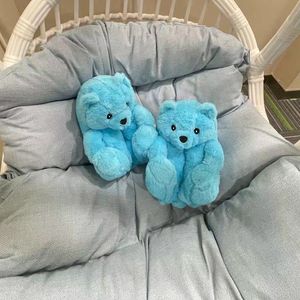 Vendeur chaud en peslon en peslon en peslon à oeilles brodé et pantoufles en peluche en peluche