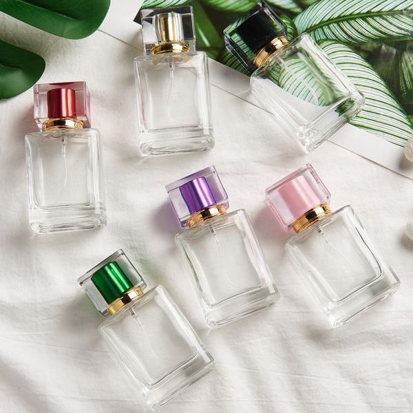 Vente chaude 30 ml 50 ml vide bouteille de parfum buse de pulvérisation verre rechargeable épais déodorant huile essentielle désinfectant bouteilles