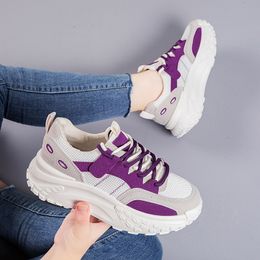Vendre à chaud Soucière des chaussures violettes sportives à haute altitude respirantes et polyvalentes