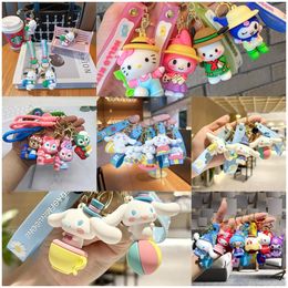 Hot Selling Cartoon Three Liou Keychains, Cute Pet Outs, Cartoon Silicone Doll Pendant, Exquise Car Bag Pendant, Gift Groothandel