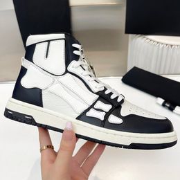 Hot selling paar bot schoenen casual high street fashion merk logo schoenen zijkant stereoscopische schedel hoofd splitsing botvormige antislipzool paar sneaker maat 35-45