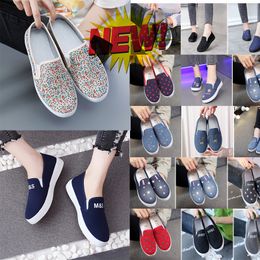 Venta caliente de zapatos casuales de diseñador, patines de color con costura de arcilla para hombres y mujeres, zapatillas de deporte de cuero de lona de corte bajo de pasarela de moda GAI