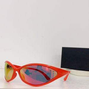 Lunettes de soleil de créateurs de vente chaude pour hommes et femmes Femmes Grand œil de chat Design Mode Cool UV400 Lentilles de protection Véritable cadre rouge naturel Livré avec original