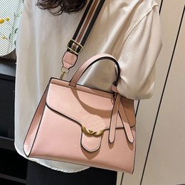 Bolsa de moda de venda quente bolsa de designer superior casual e versátil um ombro crossbody saco grande capacidade na moda deusa saco