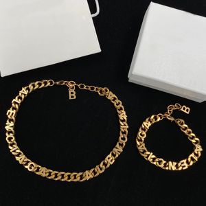 hot selling Mode Luxe Klassieke Ketting Ontwerper 18K Plating Gouden Sieraden Meisje Vrouwen Bruiloft Verjaardag