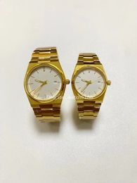 Hot selling item met meer klassieke T137 drie naald herenhorloge 40mm geïmporteerd quartz 316 precisie stalen vlindergesp luxe geheel gouden armband voor dames 35mm