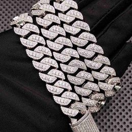 Collares vendedores calientes Fabricantes transfronterizos de 13 mm en Europa y América Diamante Mosan con incrustaciones de plata