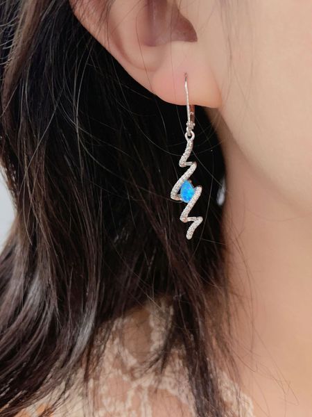 Vente chaude de nouveaux produits d'Europe et d'Amérique Boucles d'oreilles en forme de vague en argent S925, boucles d'oreilles en diamant Aobao bleu goutte d'eau