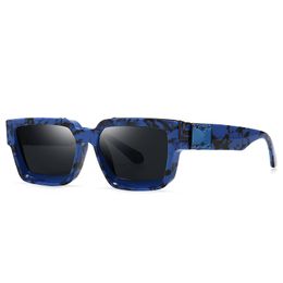 Lunettes de soleil de vente chaude pour hommes, tendances de la mode européenne et américaine, lunettes de soleil carrées à petite monture pour femmes, lunettes de créateur