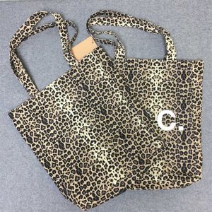 Brand de vente à chaud AP Leopard Imprimer Sac à provisions en toile verticale, sac à bandoulière, sac à main 240419