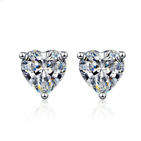 Vente chaude saint valentin idées cadeaux chic Stud Vvs Moissanite 925 en argent Sterling en forme de coeur