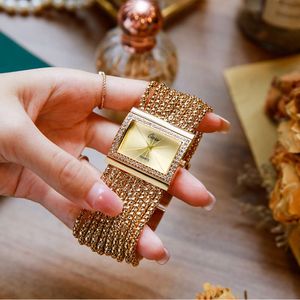 Hot Selling Women's Fashion Square Bracelet Rhinestone Watch A010