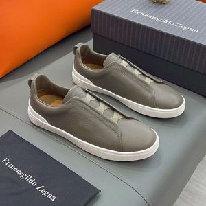 Hot Top Designer Nouveau Zegna Version maximale Original 1: 1 Ermenegildo Vrai Soft Leather Slippers Athletic Casual Shoes Lightweight Lefu Chaussures rapides 671