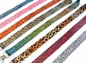 Hot vente en gros nouveau 20 pièces populaire imprimé léopard conception animale lanière de téléphone portable porte-clés carte d'identité accrocher corde fronde sangle de cou pendentif cadeaux