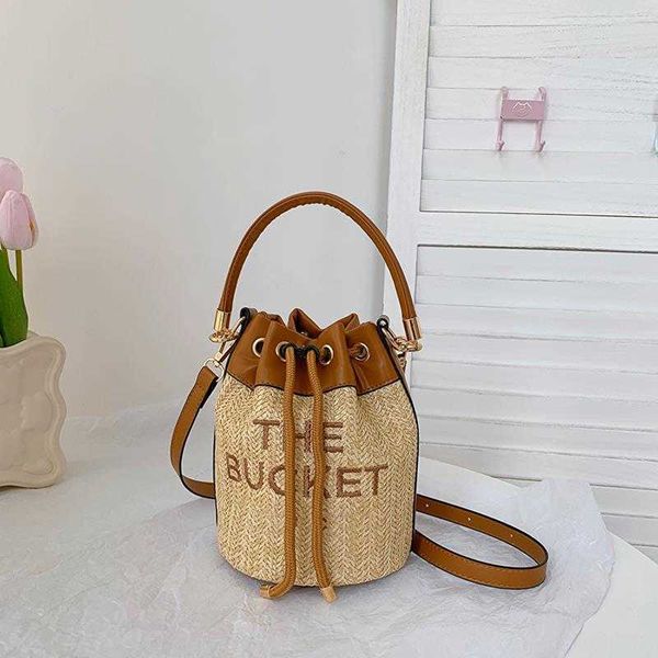 CALIENTE Bolsos de hombro tejidos para mujer Bolso de mano de marc de lujo Bolsos de paja para mujer Bolso de hombro con letras clásicas Monedero de moda Monederos con asa Bolso bandolera