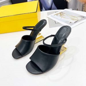 Heetste hakken met doos en stofzakken dames schoenen designer sandalen kwaliteit sandalen hielhoogte en sandaal platte schoenglaasjes slippers door merk037