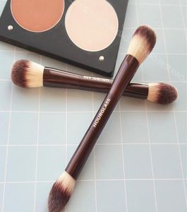 Souchoute Fibre Brosses Flames de maquillage HighGloss Blush Brush Capity Brush Double Makeup Makeup Brush2453669
