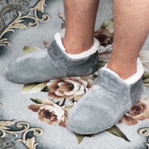 Chaussons de maison homme grande taille 48 pantoufles d'hiver pour hommes en daim chaussures de sol en peluche chaussures paresseuses chaussettes chaudes douces pantoufles P0828