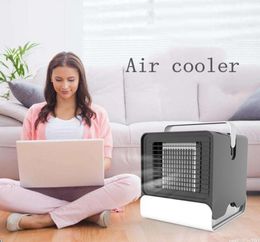 Dormitory Portable Mini Personal Air Climatiner Colder Machine Table Fan pour Office Summer Problèbre Tool4904106