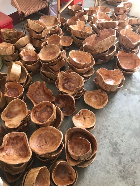 Assiette de fruits de ménage salon créatif assiette de bonbons en bois multi-grille en bois massif grande assiette de fruits secs plateau de racine sculpté en bois à grille divisée