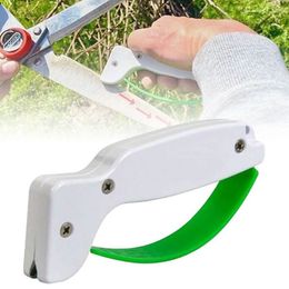 Affûteur de ménage couteau de poche et outils de caca de jardin couteaux tranchants professionnels tenus dans la main en plastique