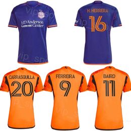 Houston Dynamo Soccer Jerseys 24-25 Hommes 20 CARRASQUILLA 18 ALIYU 17 SEGAL 16 HERRERA 25 DORSEY 32 KOWALCZYK 8 BASSI QUINONES ESCOBAR CLARK RAINES Kits de chemise de football