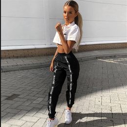 HOUZHOU Pantalons de survêtement Pantalons Femmes Hip Hop Lâche Jogger Mujer Sportif Taille Élastique Noir Casual Combat Streetwear Mode 201031