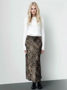 Houzhou Femmes Leopard Print Long Jupe d'été Mode Vintage Animal Imprimé Slip MIDI MIDI JURT STRÈRE Y2K High Street 240510