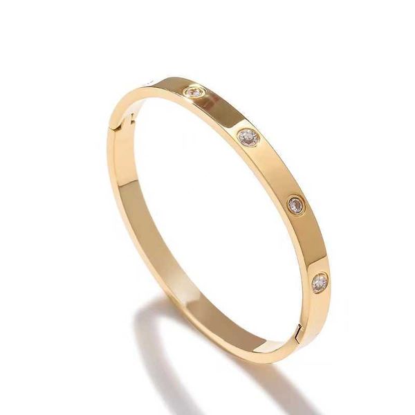 Hremss Casual Designer Bracelets pour femmes et hommes boutique en ligne Bracelet en acier titane incrusté de diamants fermoir anneau uni tendance rouge net avec vrai logo