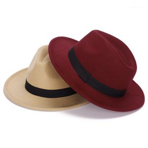 Brede Bravel Hoeden HT1224 Mode Vrouwen Mannen Fedora Hoed Jazz Cap Vintage Panama Sun Top Unisex Solid Red Gray Wool Felt1