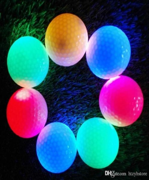 Htzyh Whole 2PCS Night Tracker Flashing Light Glow Golf Balls LED Electronic Golfing Nouvelle arrivée16099224117435