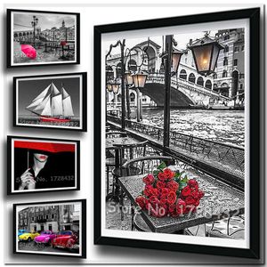 Huacan Diamond Embroidery Bloemen Schilderij foto's van Rhinestones Mozaïek Cross Stitch Rose Red and Black City