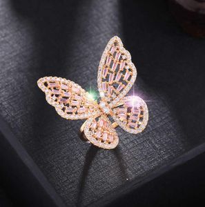 Huami Light Luxe verstelbare vlinderringen voor vrouwen Hollow Out Fingel Open Ring Ring Pink Witte kleur Zirkon Jewelry8854034