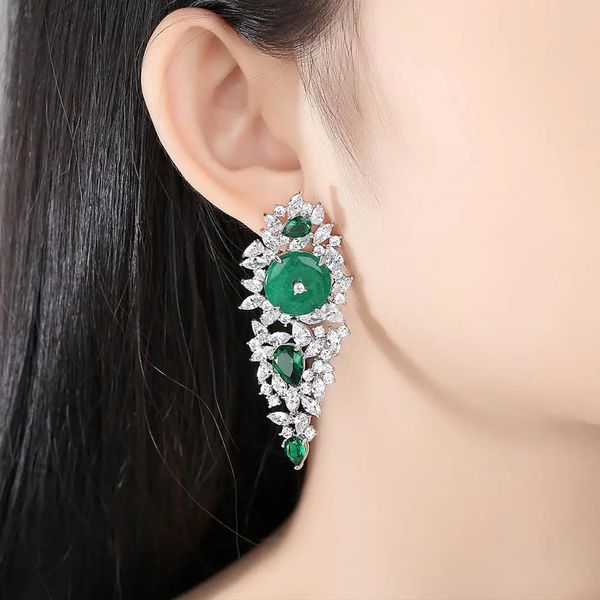 HUAMI Long Design incrusté de Zircon cubique boucles d'oreilles Jade vert émeraude calcédoine bijoux naturels pour femmes Costume de luxe Earri 240228