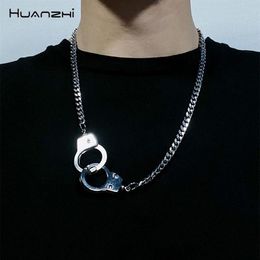 HUANZHI Vintage Punk menottes pendentif chaîne lien classique Hip Hop couleur argent Style Simple Couple collier pour hommes bijoux 2694