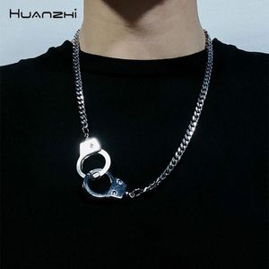 HUANZHI Vintage Punk menottes pendentif chaîne lien classique Hip Hop couleur argent Style Simple Couple collier pour hommes bijoux 263j