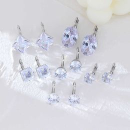 Huggie Hoop Clip On Earring Pendientes lindos Cubic Zircon Crystal Accesorios de joyería versátiles Chapado en oro blanco Estética Iced Out Cz Piercing Pendientes al por mayor