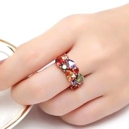Huitan kleurrijke esthetische ring vrouwelijke heldere zirkonia vinger sieraden voor verlovingsceremonie feest prachtige fancy accessoires