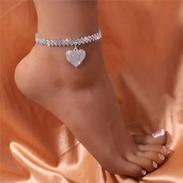 Huitan Rinestone Chain Tobilleros para mujer Silver Color Gold Color Pulsera de lujo en accesorios de la pierna Joyería de moda de la moda 240321