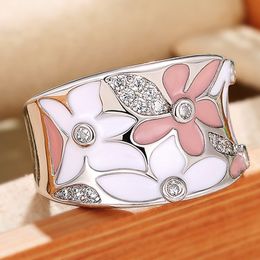 Huitan romantique rose/blanc fleurs motif anneaux pour femmes bague en émail à la main avec CZ nouvellement conçu femme bijoux fantaisie cadeau