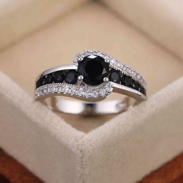 Huitan – bague de mariage en pierre noire pour femmes, cristal éblouissant, Zircon, cadeau délicat, qualité supérieure, bijoux classiques féminins