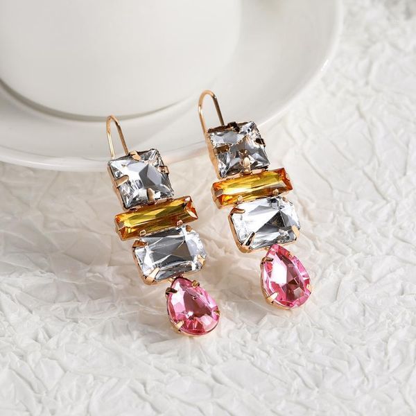 Huitan polyvalent geometrique goutte boucles d'oreilles boucles d'oreilles vintage féminin élégant boucle d'oreille élégant anniversaire cadeau cadeau accessoires en gros DANGLE CHAN