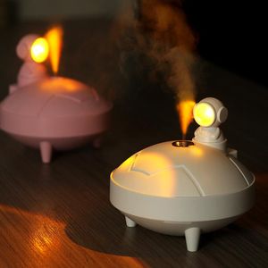 Humidificateurs 1200mAh Sunset Light Humidificateur Bureau à domicile USB Charge 260 ml Humidificateur d'astronaute avec lumière de nuit romantique pour chambre à domicile