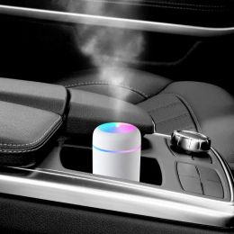 Humidificateurs 300 ml Humidificateur d'air avec des plantes électriques de nuit colorées Purificateur USB Diffuseur d'huile portable pour Home Car Humificador