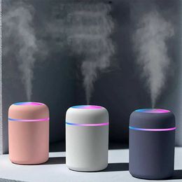 Humidificateurs Mini Humidificateur 300 ml Bureau de chambre et salon Portable Diffuseur à faible bruit atmosphérique Light Mist Spray aromatique Diffuseur Y240422